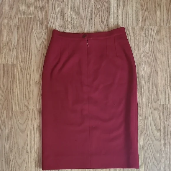 Sonia Rykiel Red Knee-Length Pencil Skirt for Work - Picture 2 of 6